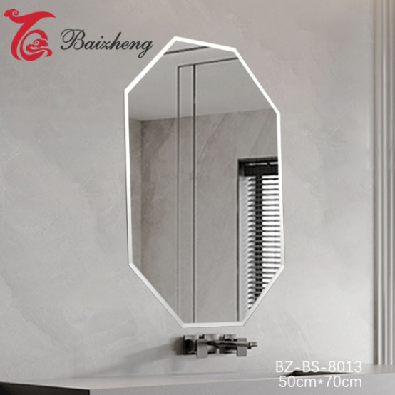 Зеркало 50*70 см для ванной комнаты фигурное BZ-BS-8013 (Bay) (10)