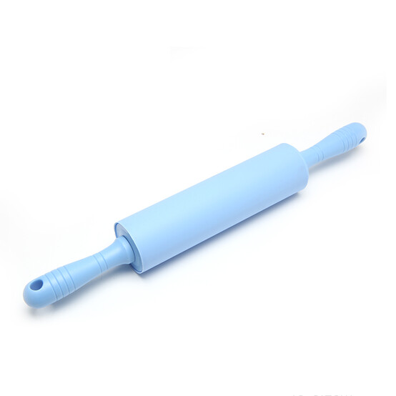 Скалка пластик 46*5,2 см пласт ручки силиконовое покрытие голубой Baizheng (1/72)